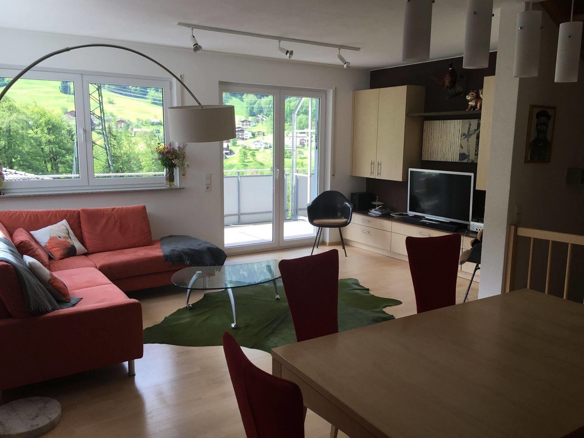 Appartamento Haus Roecken Dalaas Esterno foto